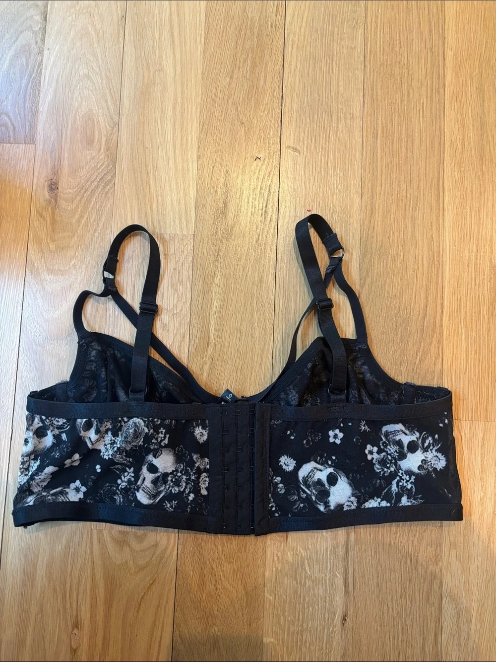 Torrid Bra Sheer Skull Print Sheer Size 0 Large